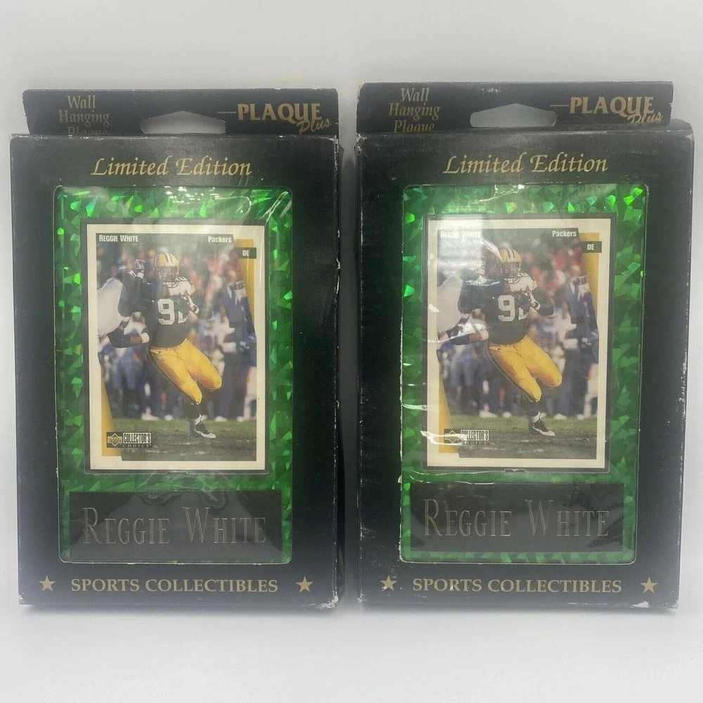 2 REGGIE WHITE GREEN BAY PACKERS LIMITED EDITION HANGING WALL PLAQUE HOLO HOLDER